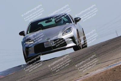 media/Jun-25-2023-Speed SF (Sun) [[f001402e15]]/Yellow Group/Session 2 (Outside Grapevine)/